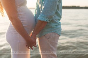 outdoor pregnancy photography Lake County
