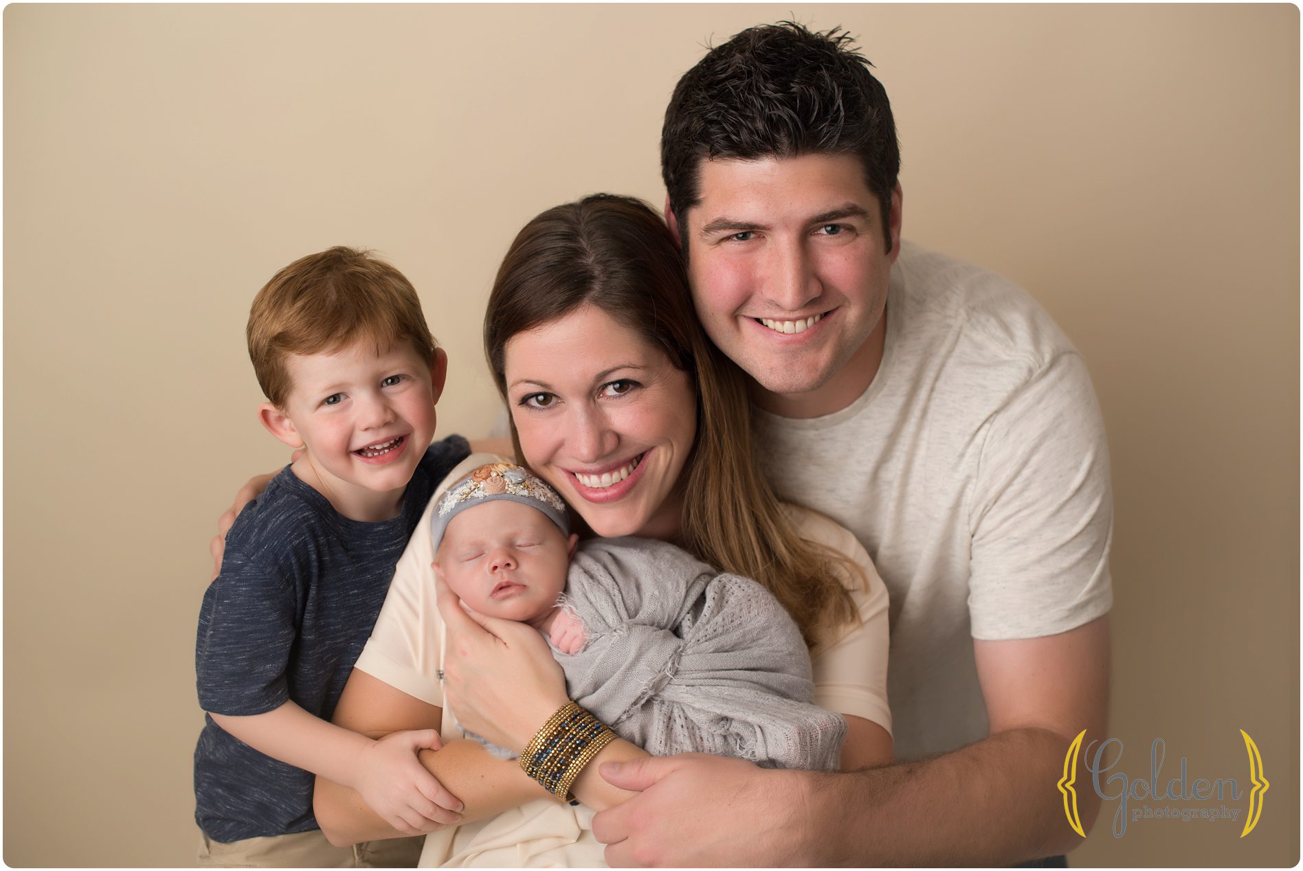 Chicago newborn photographer