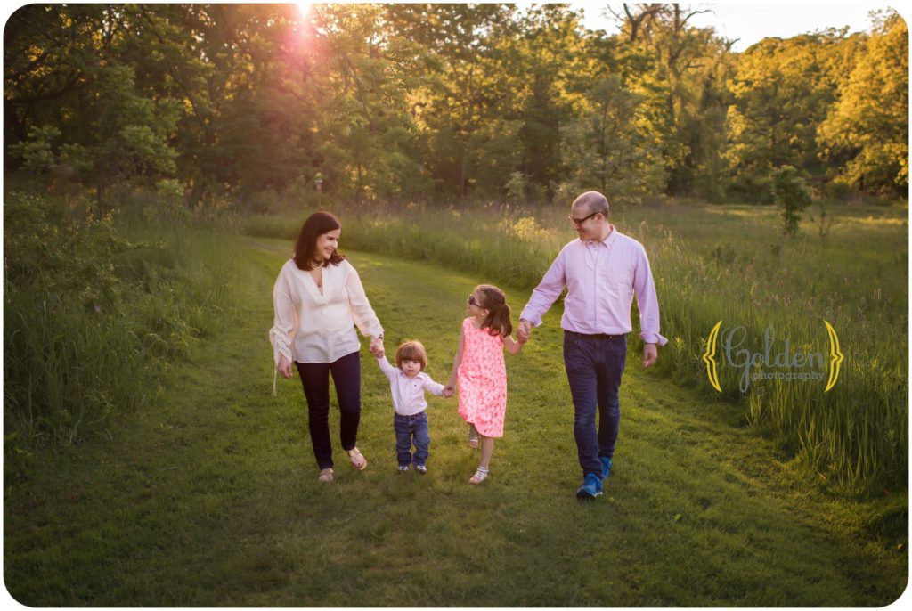 Hawthorn Woods family photographer
