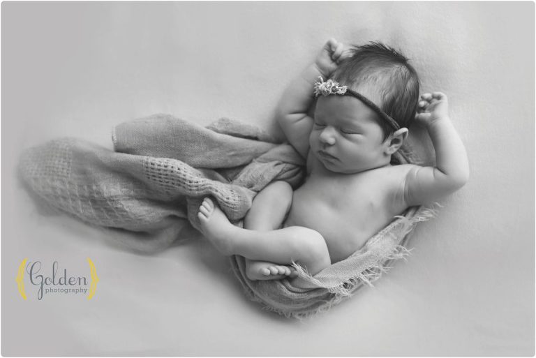 Libertyville IL newborn photography