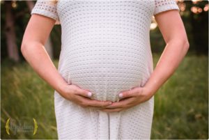 best pregnancy photographer Chicago IL