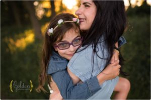 daughter hugging mom in Lake County IL